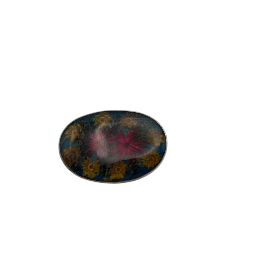 Dried Floral Resin Pin