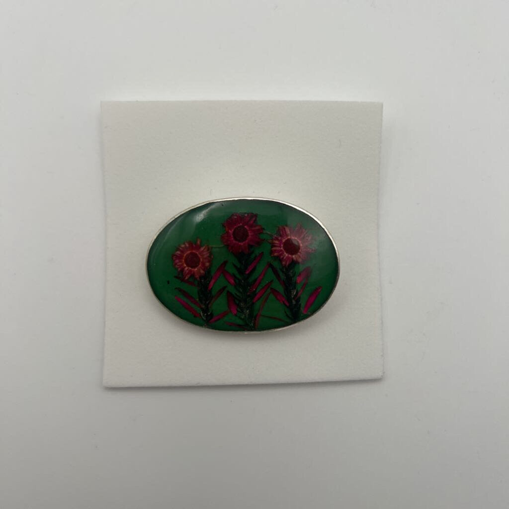 Dried Floral Resin Pin
