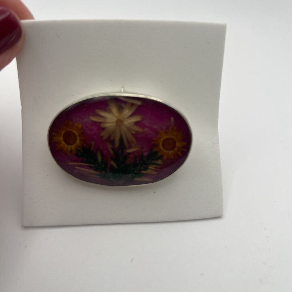 Dried Floral Resin Pin