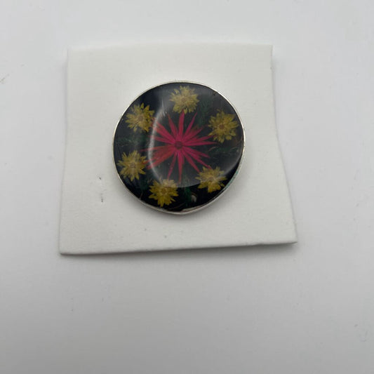 Dried Floral Resin Pin