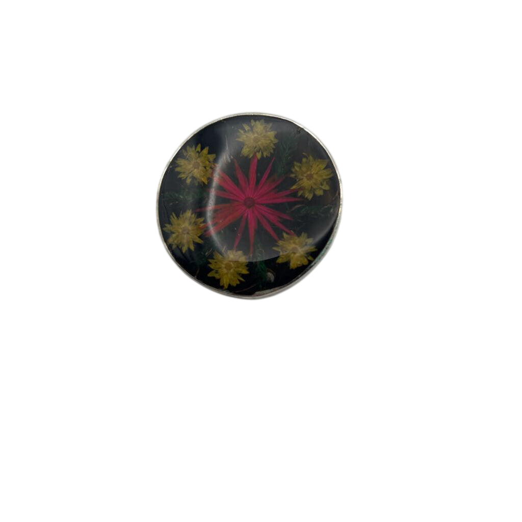 Dried Floral Resin Pin