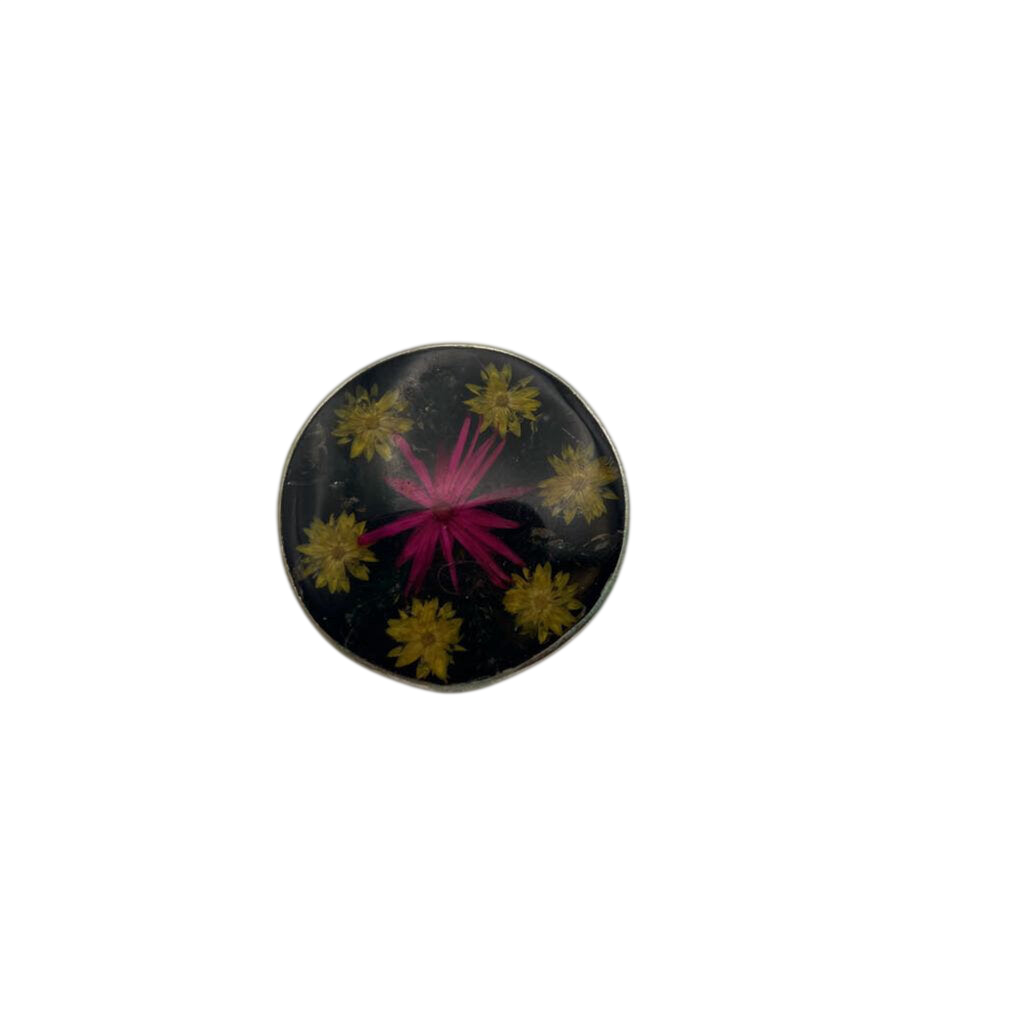 Dried Floral Resin Pin