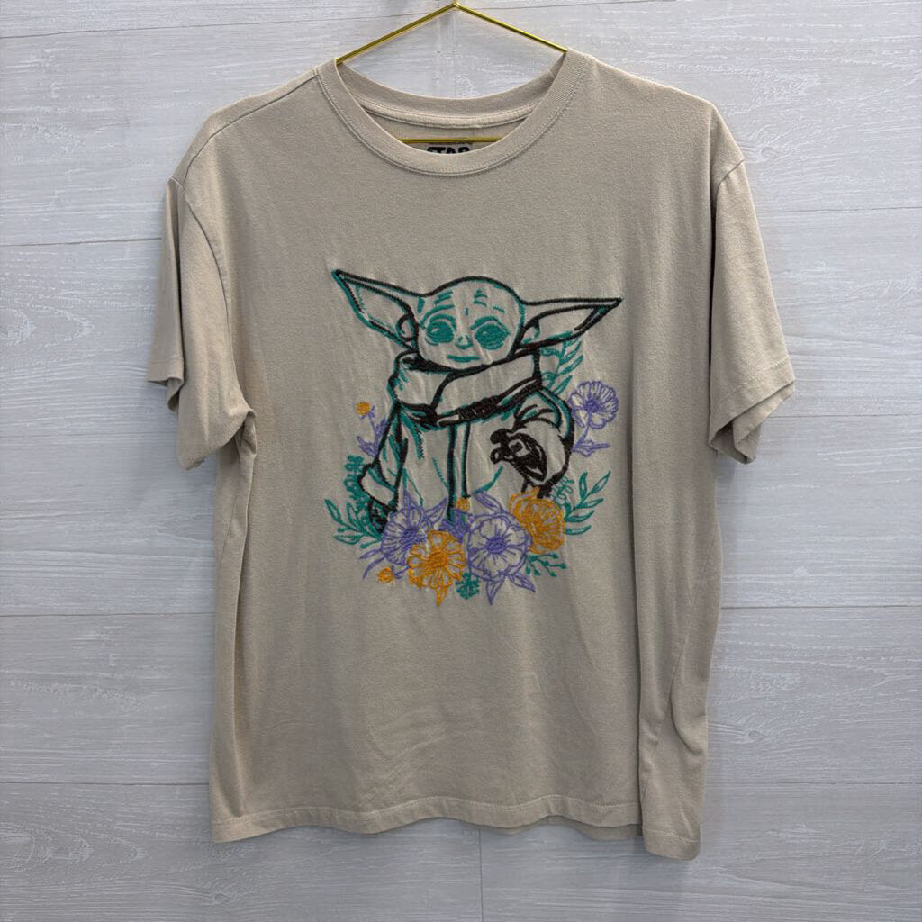 Star Wars Beige/ Multi Embroidered Grogu Short Sleeve Graphic Tee Extra Large