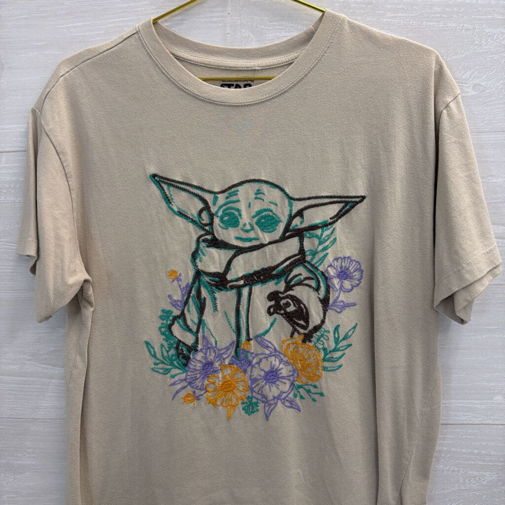 Star Wars Beige/ Multi Embroidered Grogu Short Sleeve Graphic Tee Extra Large