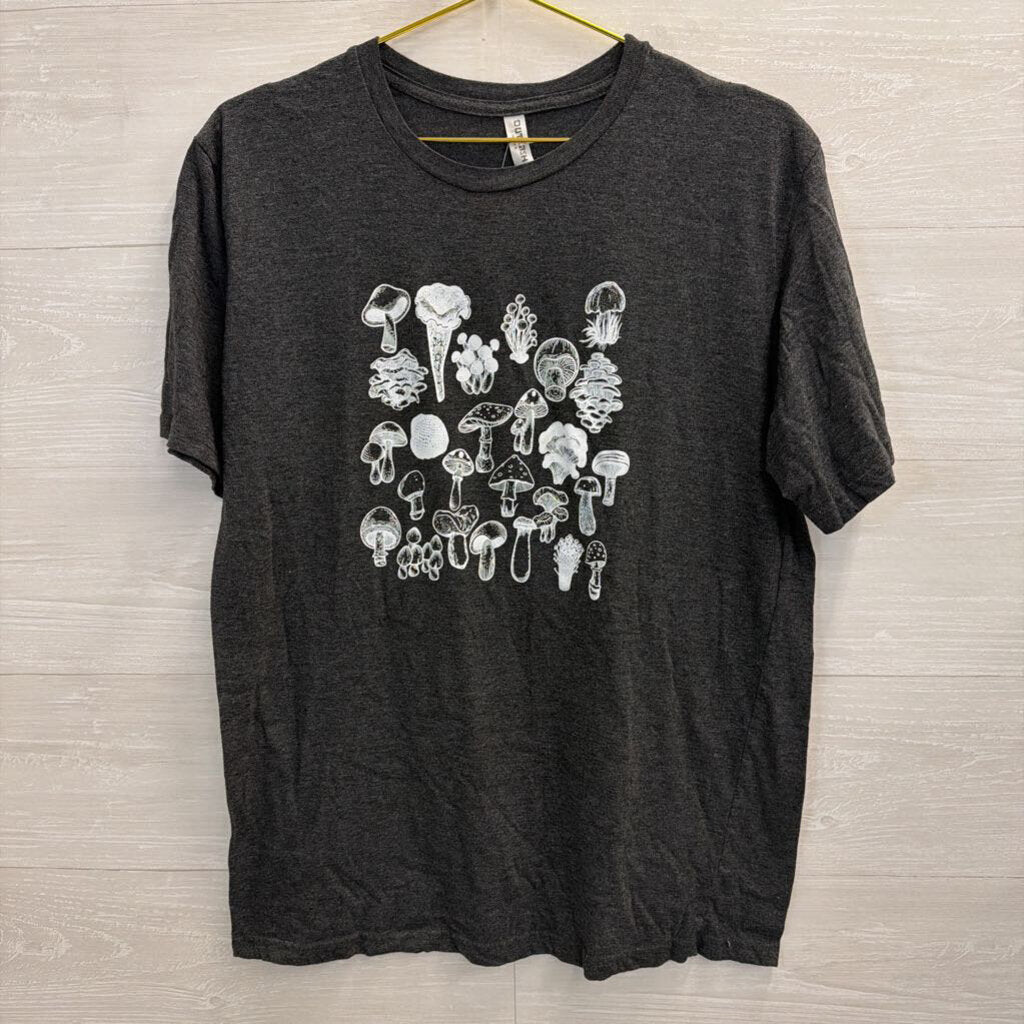 Grey/ White Mushroom Short Sleeve Graphic Tee Large