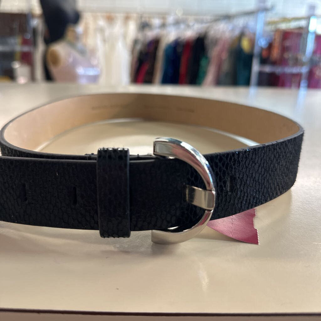 Banana Republic Black Belt Small