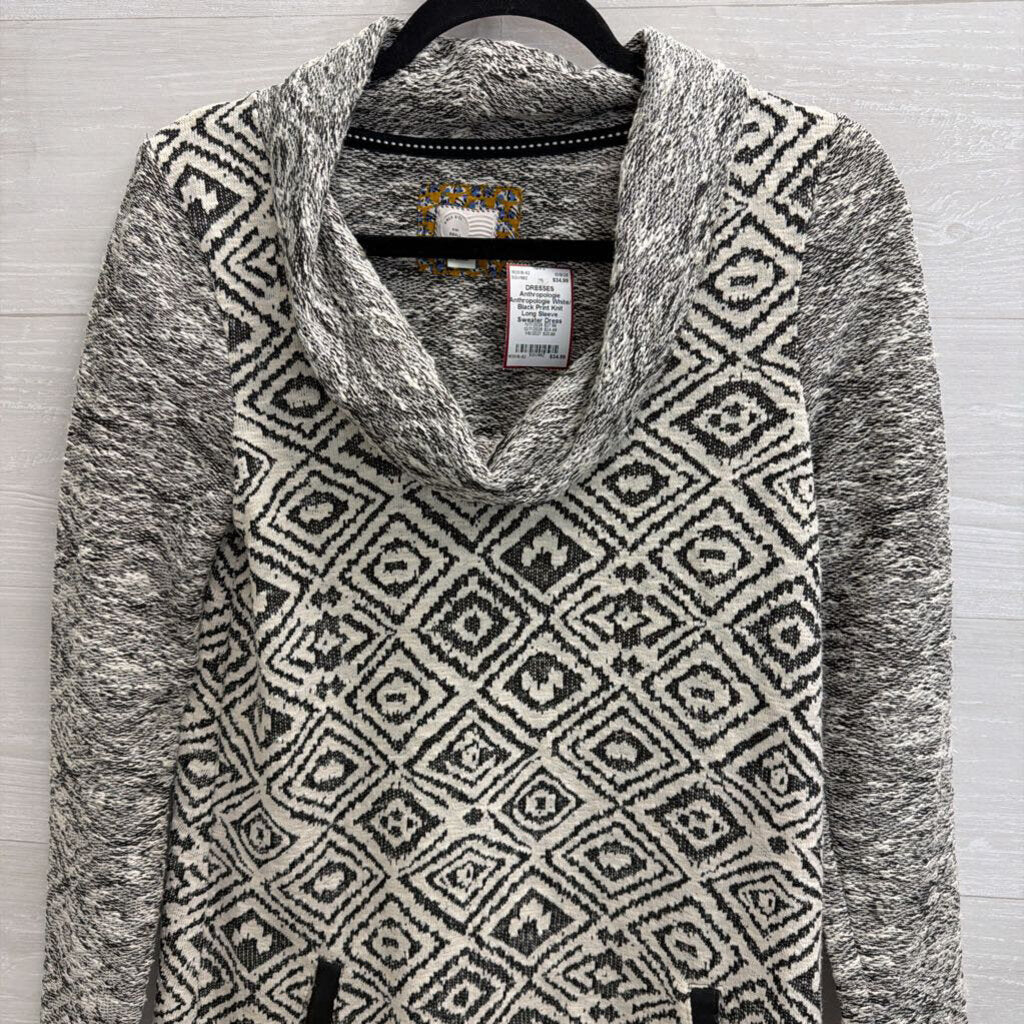 Anthropologie White/ Black Print Knit Long Sleeve Sweater Dress Small