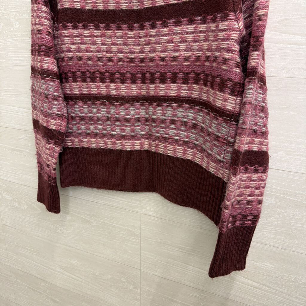 Evereve Burgundy/ Pink Print Knit Turtleneck Sweater Extra Small