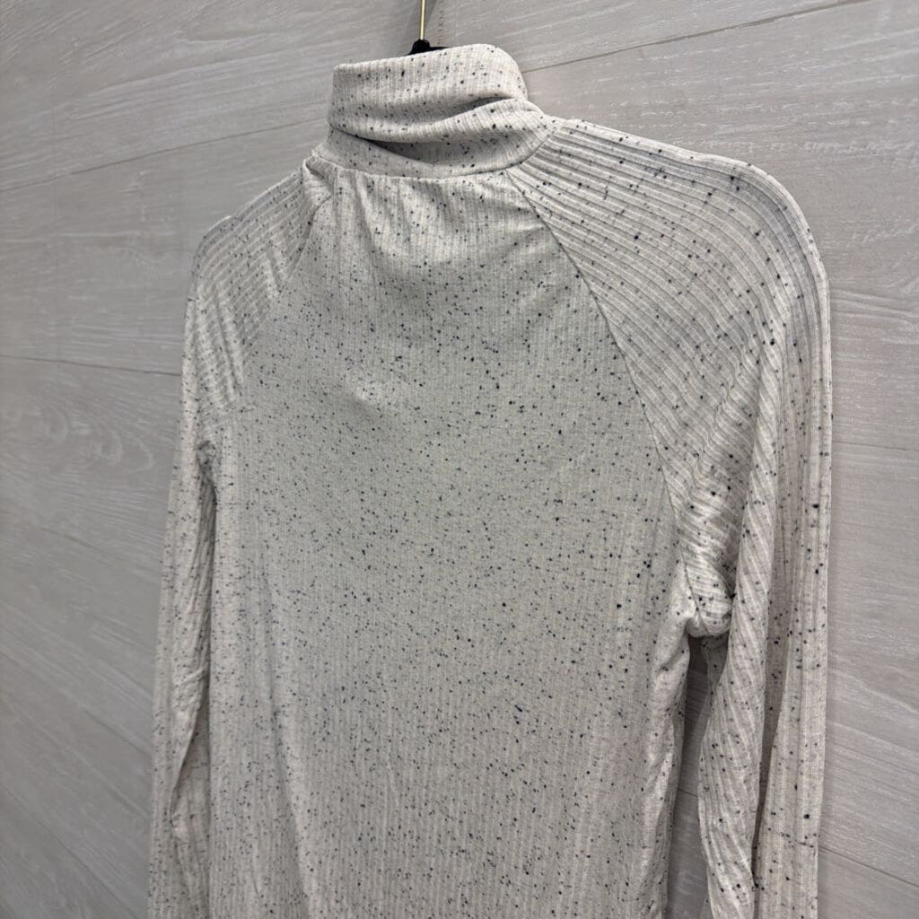Varley White/ Black Speckled Long Sleeve Turtleneck Top Extra Small