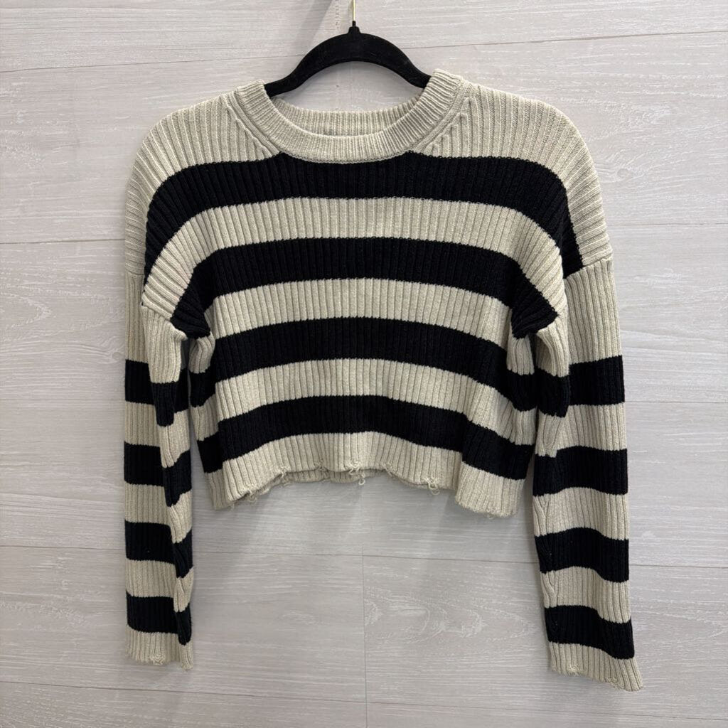 Sage and Stone Black/ Beige Striped Knit Cropped Sweater Small
