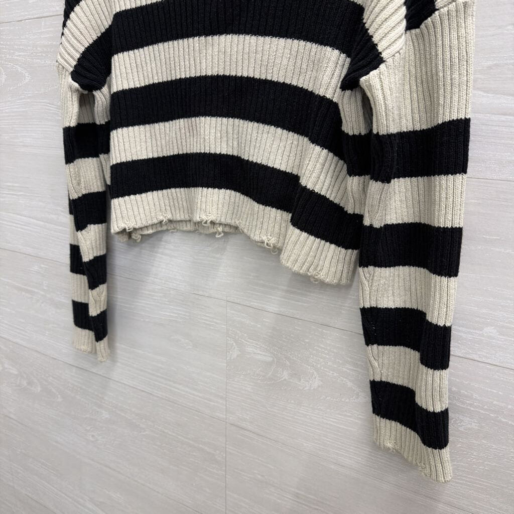 Sage and Stone Black/ Beige Striped Knit Cropped Sweater Small