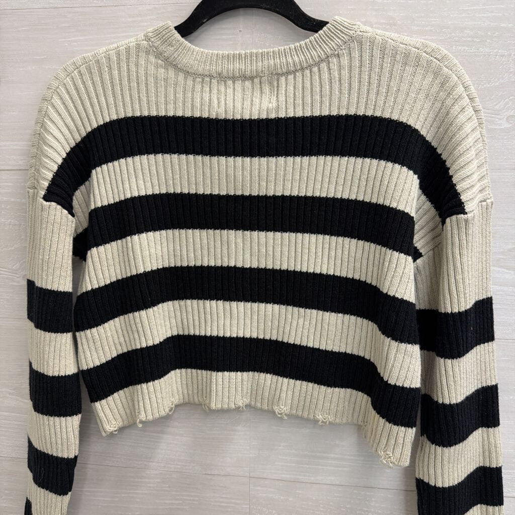 Sage and Stone Black/ Beige Striped Knit Cropped Sweater Small