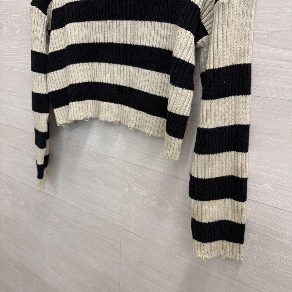 Sage and Stone Black/ Beige Striped Knit Cropped Sweater Small
