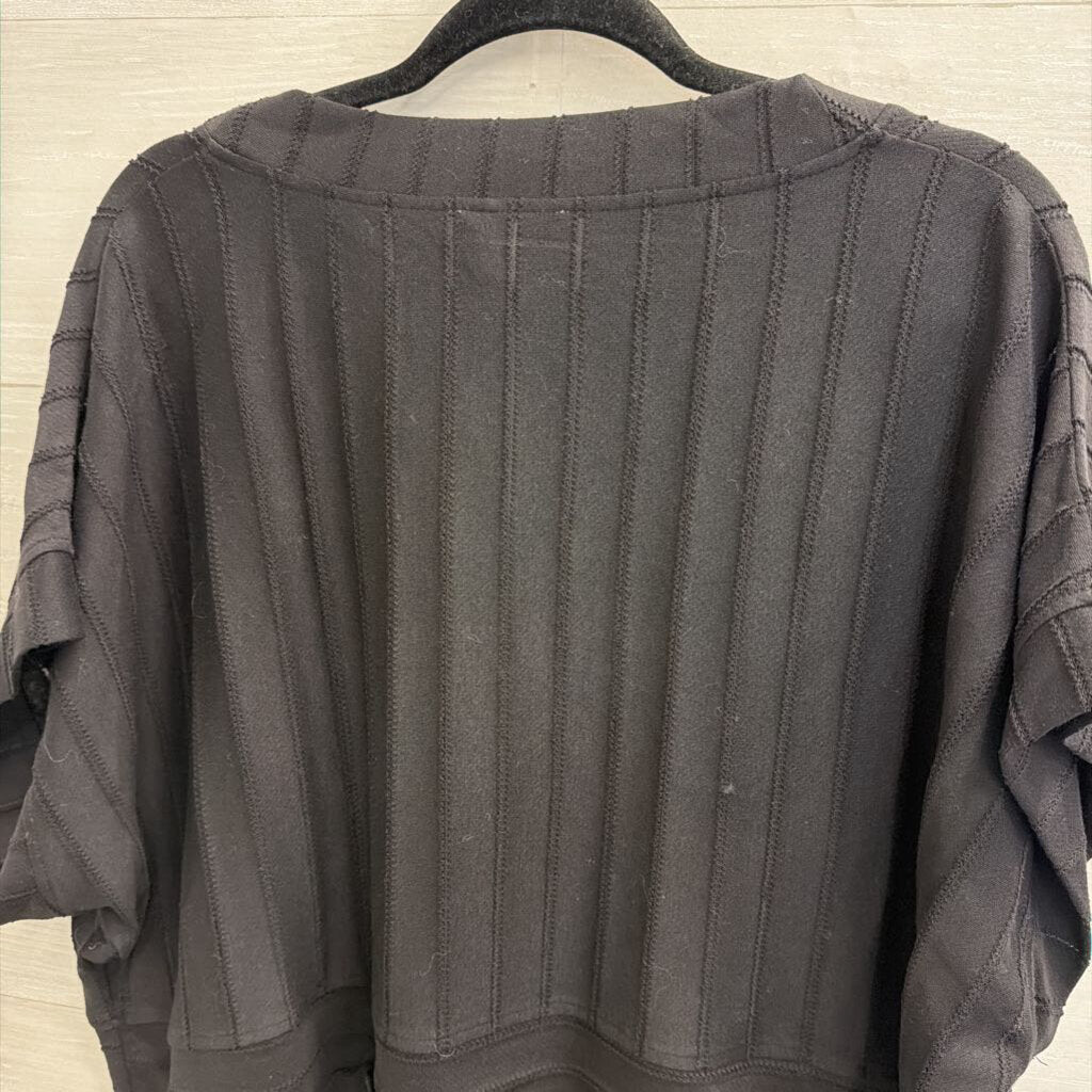 Umgee Black Cropped Short Sleeve Boxy Top Medium