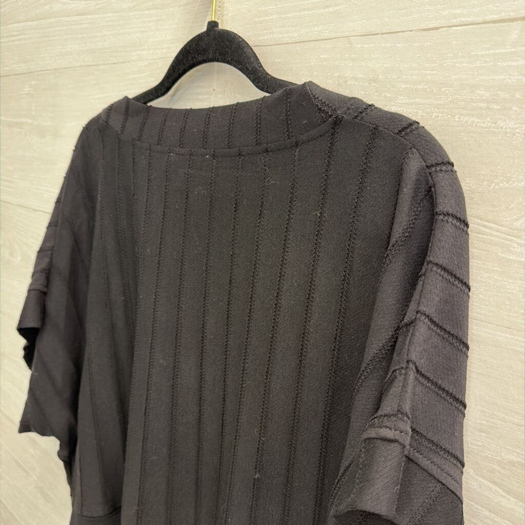 Umgee Black Cropped Short Sleeve Boxy Top Medium