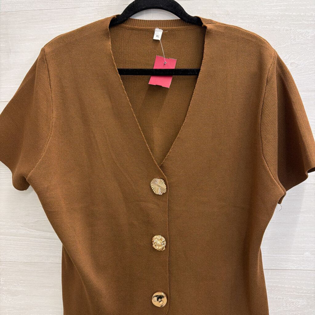 Brown Short Sleeve Gold Button Front Top Extra Large