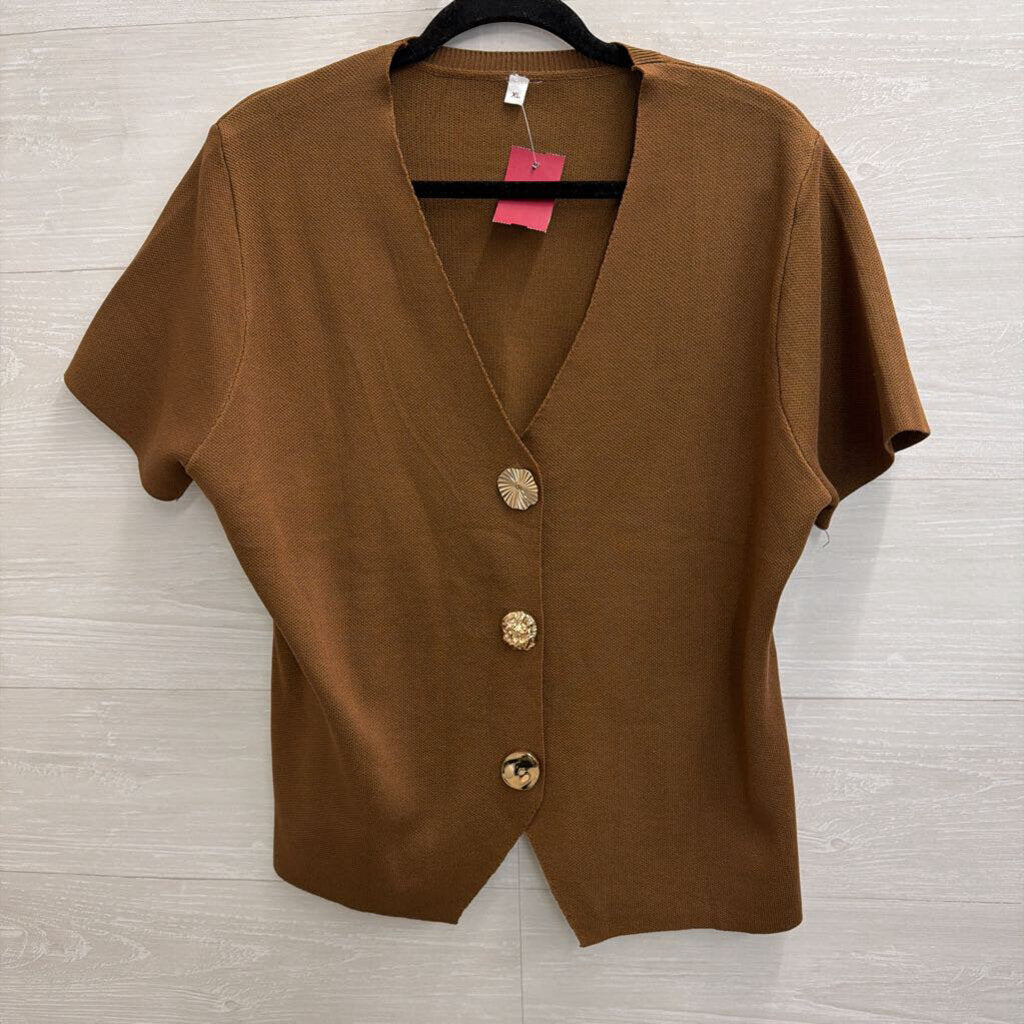 Brown Short Sleeve Gold Button Front Top Extra Large