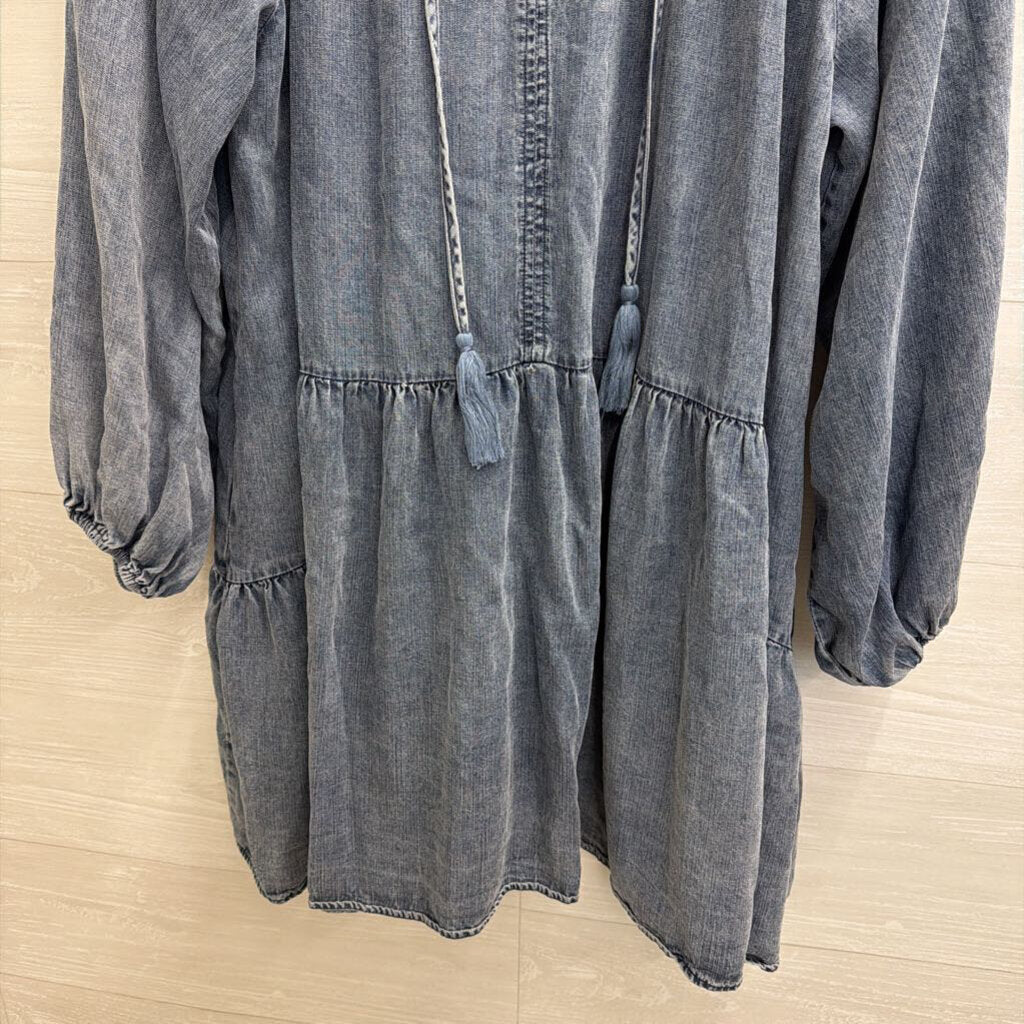 Easel Blue Chambray Long Sleeve Dress Large