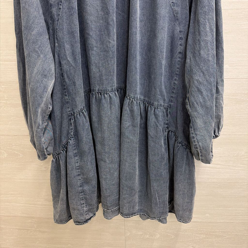 Easel Blue Chambray Long Sleeve Dress Large