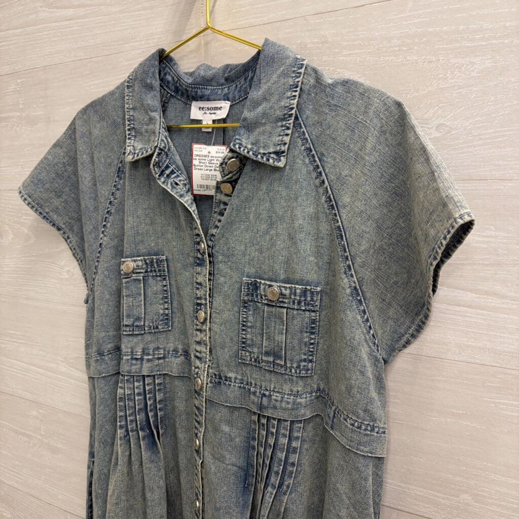 ee some Light Wash Short Sleeve Button Down Denim Dress Large