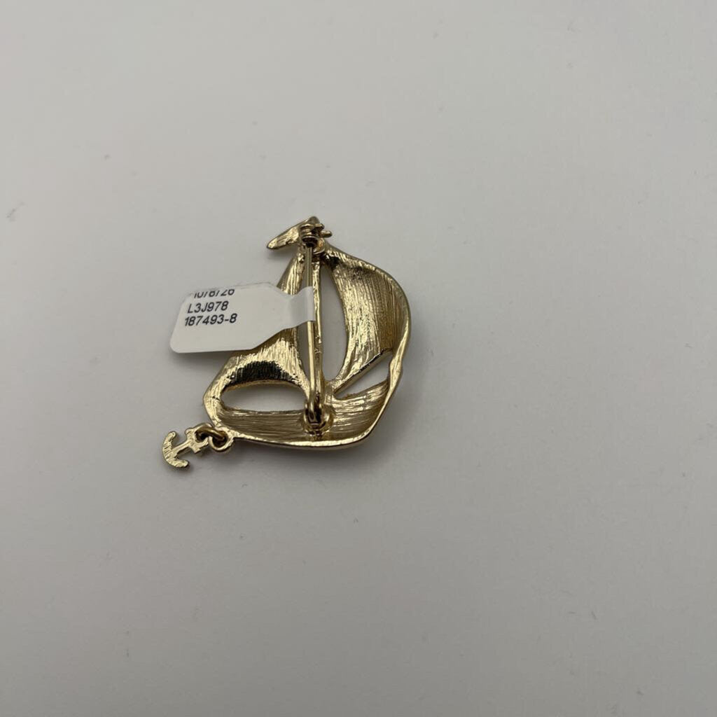 Gold Sailboat Brooch