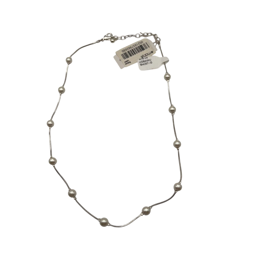 Silver/ Pearl Necklace