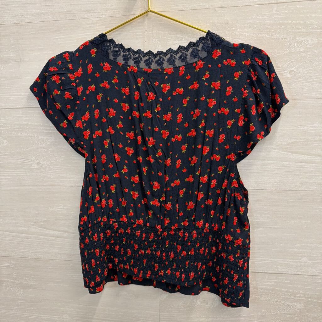Navy/Red Floral Print Flutter Sleeve Crop Top Large