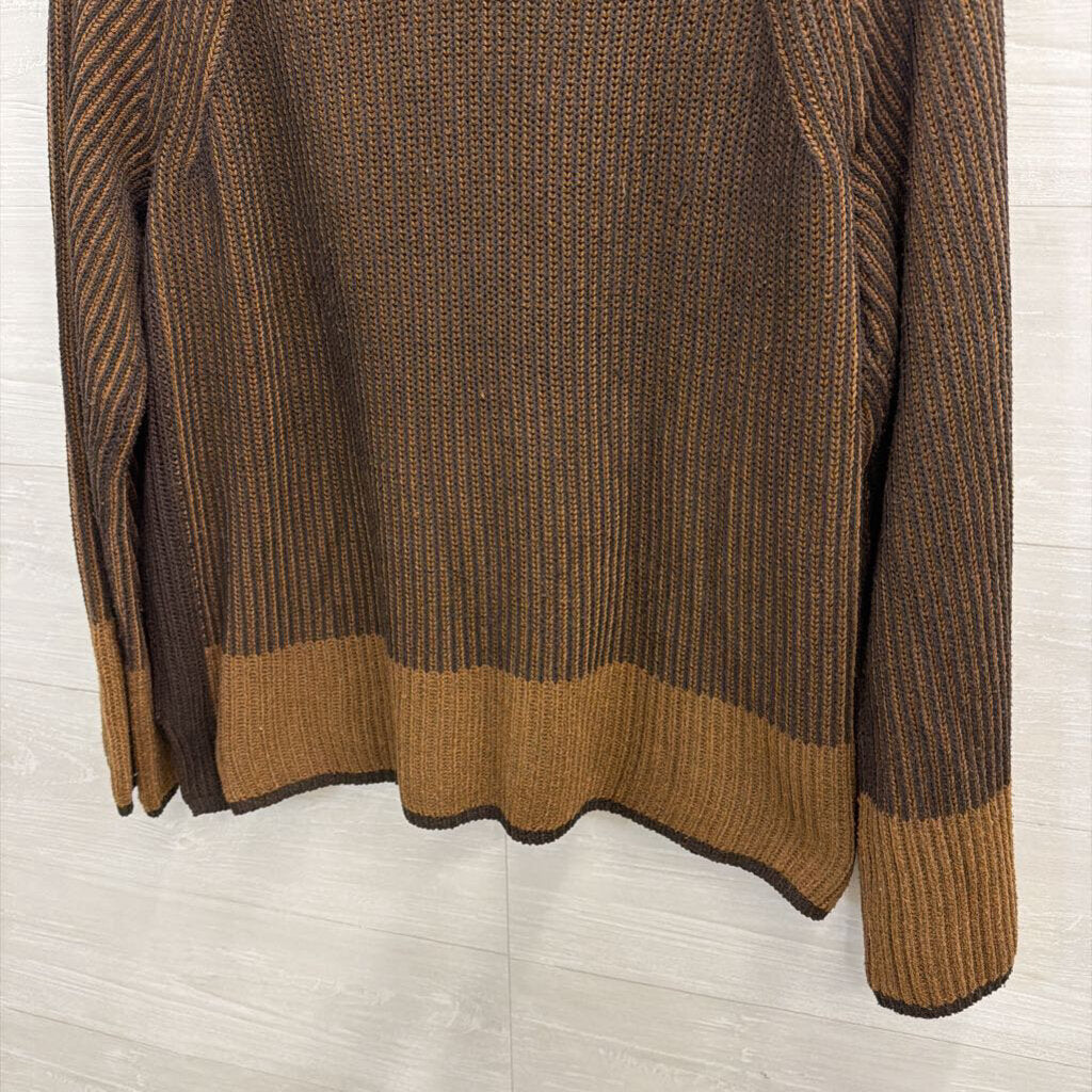 Black/Brown Wide Arm Sweater Extra Large
