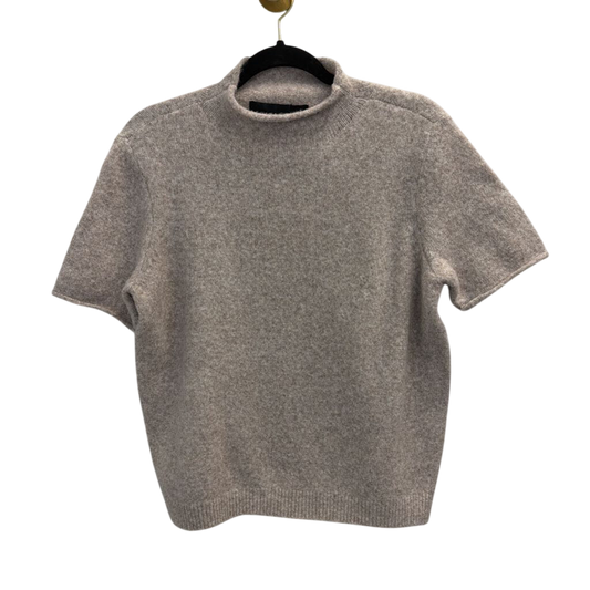 Grey Short Sleeve Sweater Large