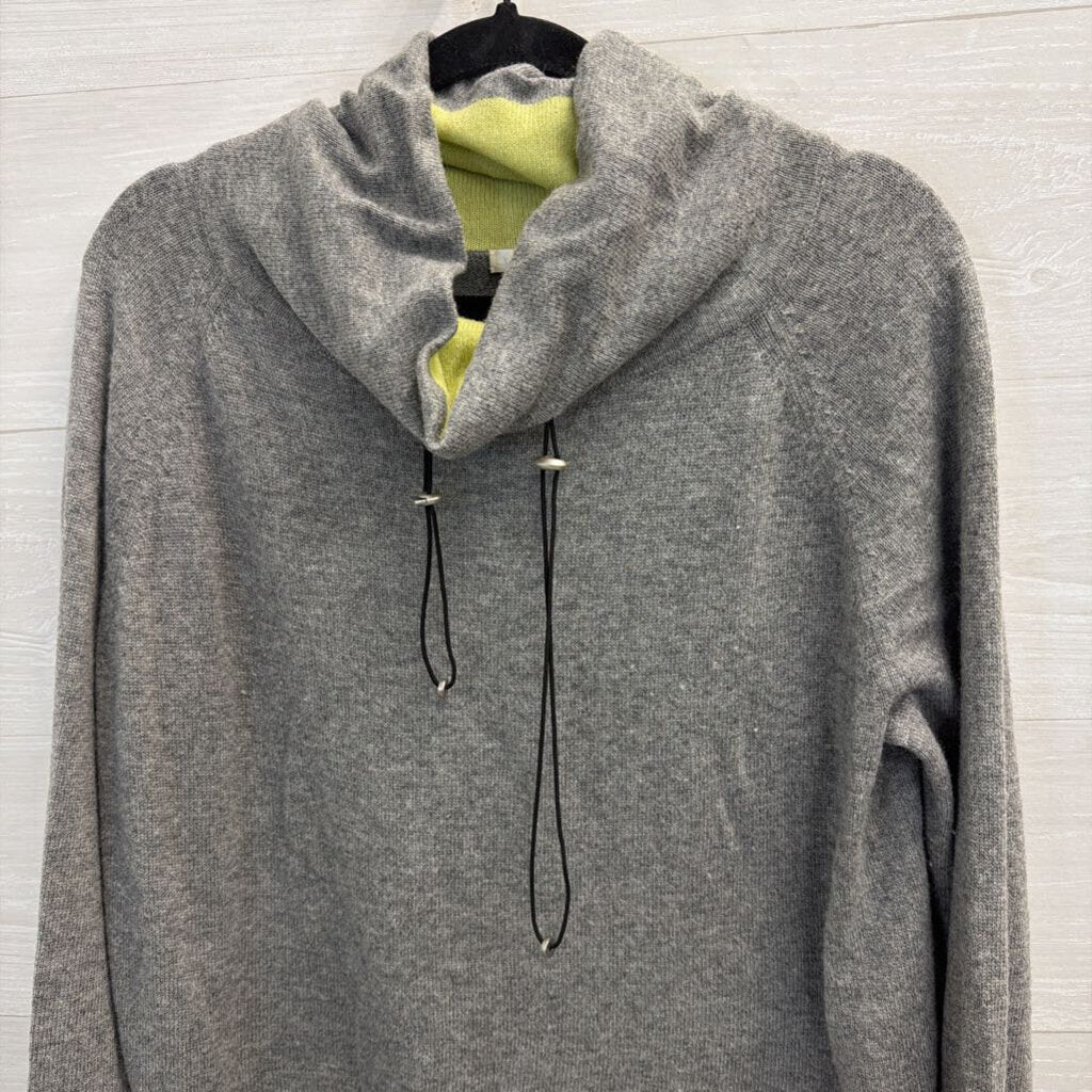 Lisa Todd Grey/Lime Sweater Large