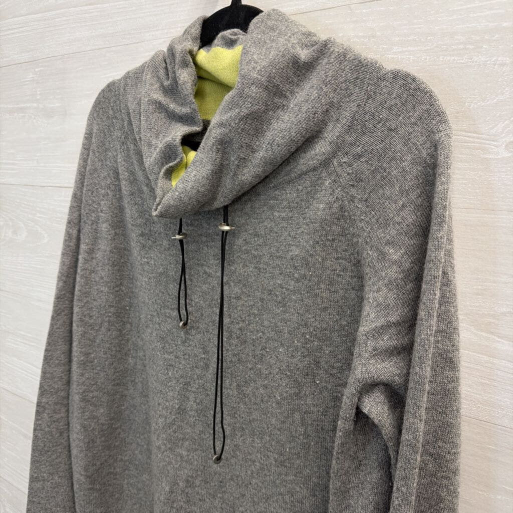 Lisa Todd Grey/Lime Sweater Large