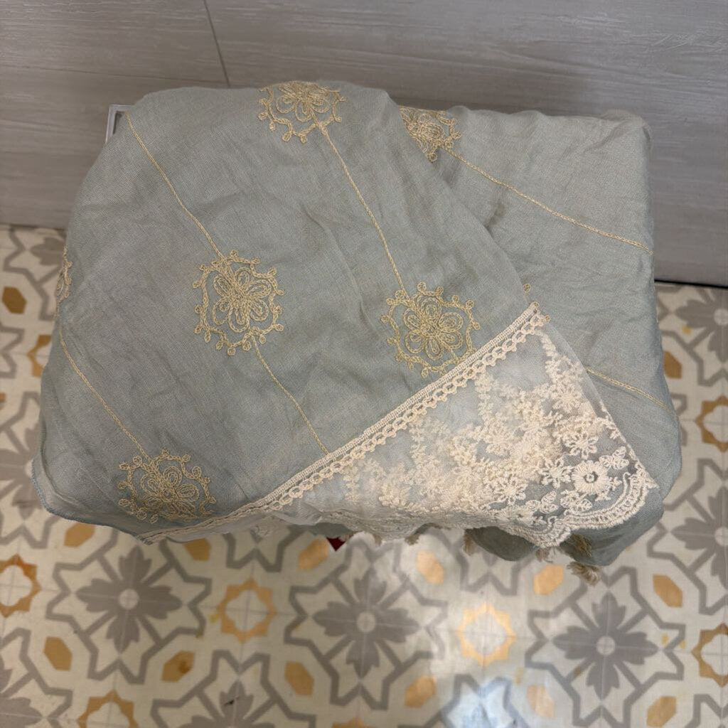 Blue/Cream Embroidered Scarf