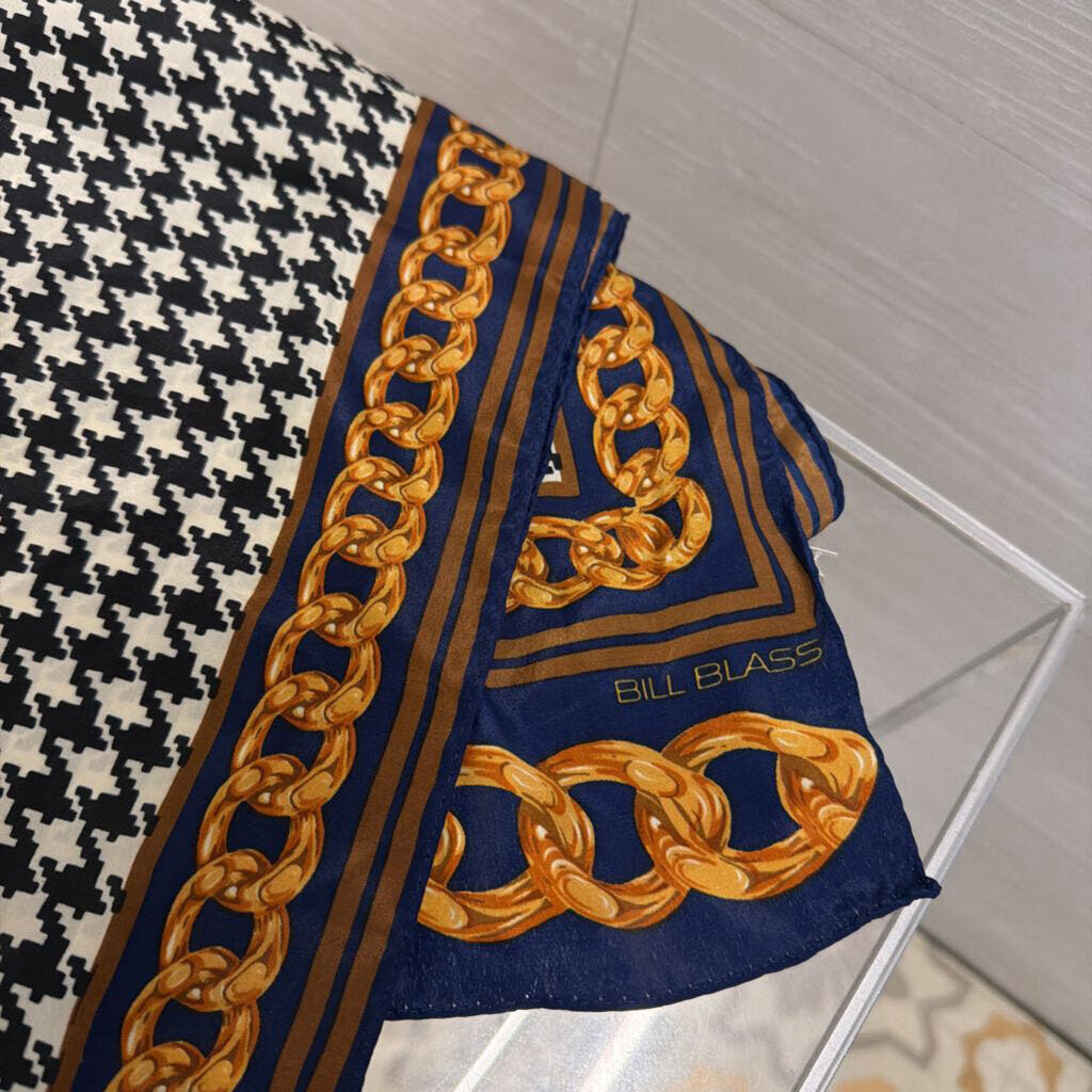 Bill Blass Chain/Herringbone Scarf