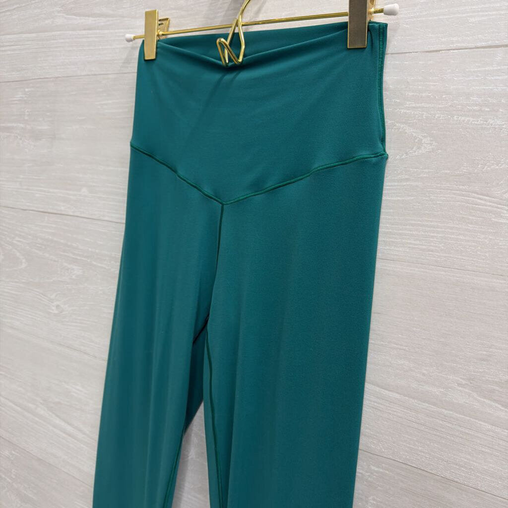 Offline by Aerie Green Flare Leg Leggings Small