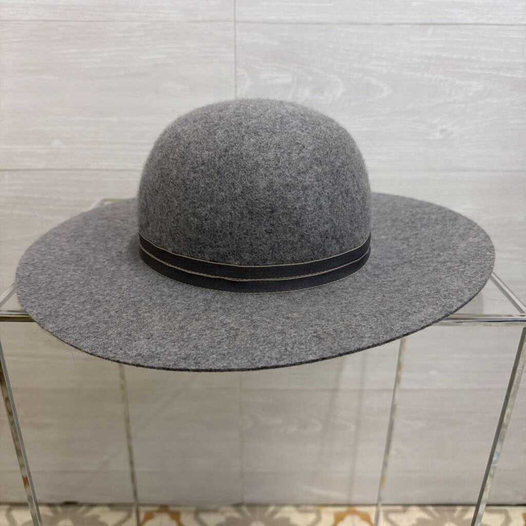 Grey Felt Round Brim Hat