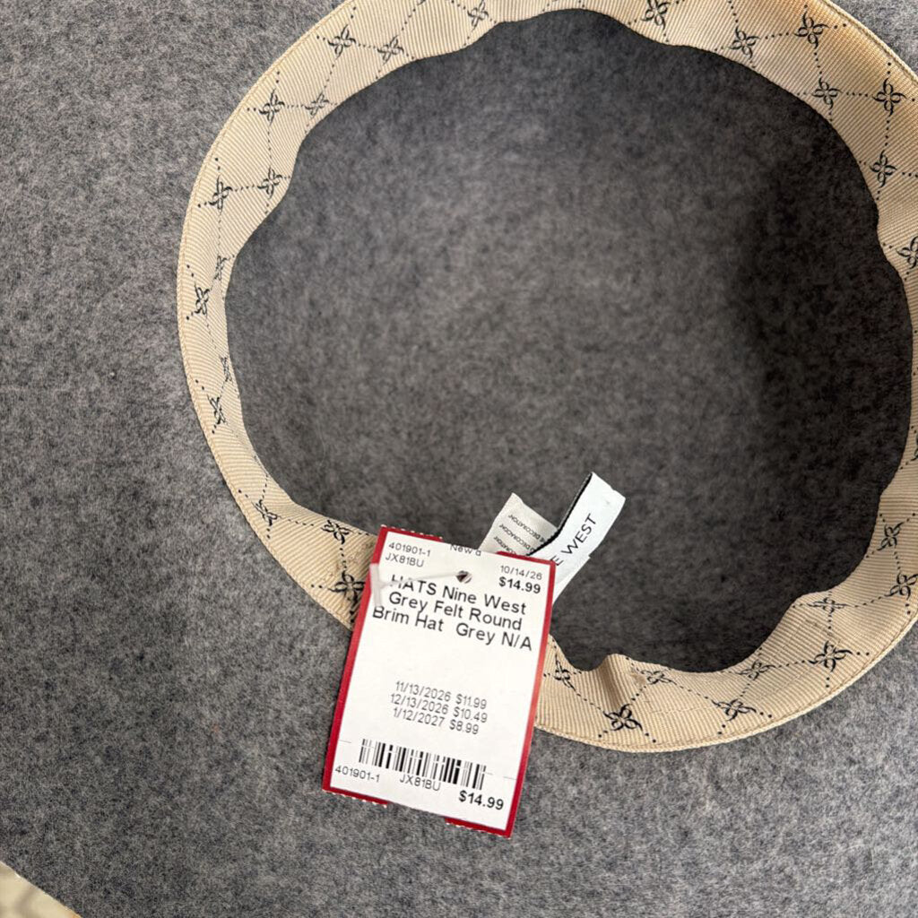Grey Felt Round Brim Hat