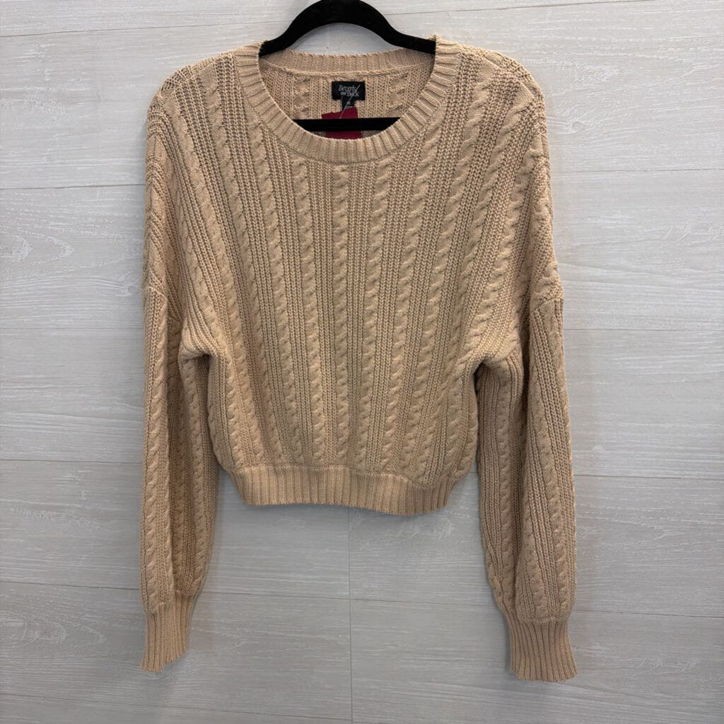 Light Tan Cable Knit Crop Sweater Medium