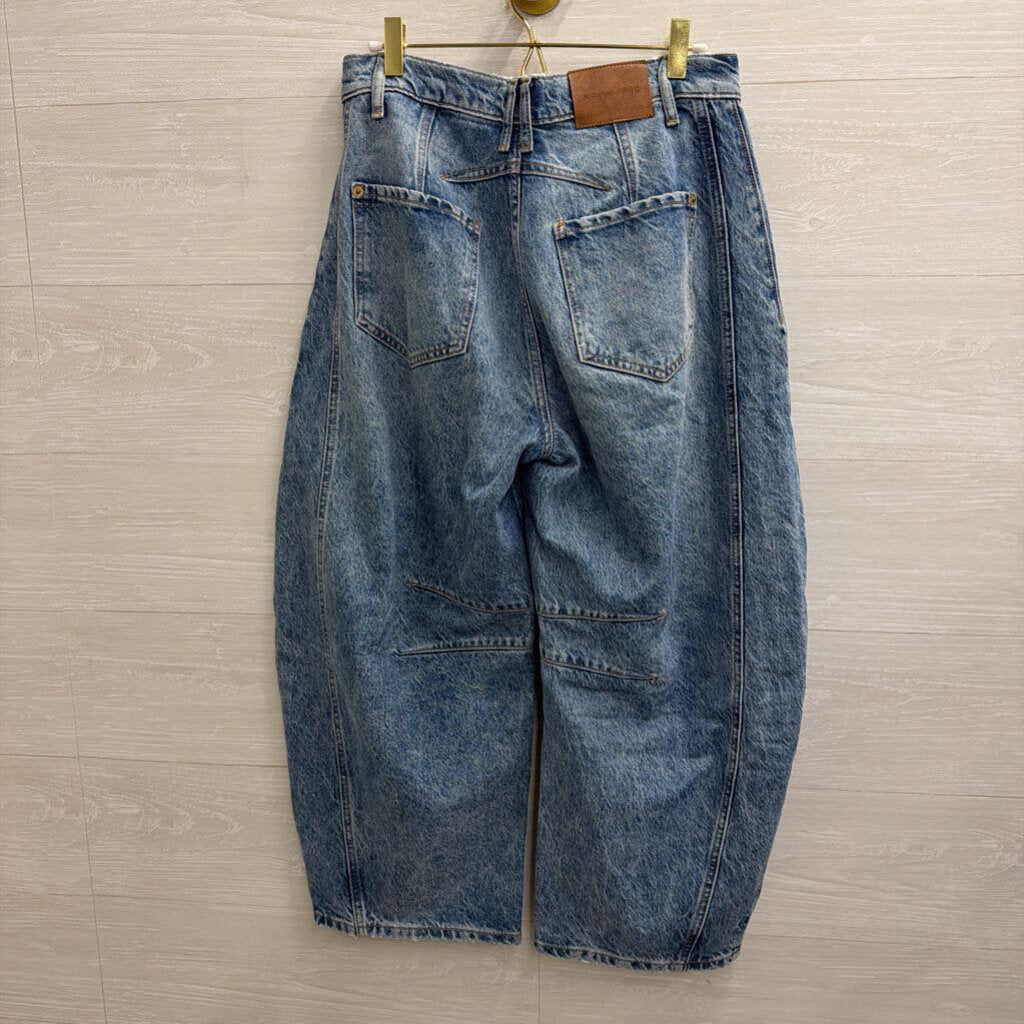 We The Free Light Wash Good Luck Mid Rise Barrel Jeans 27 Short
