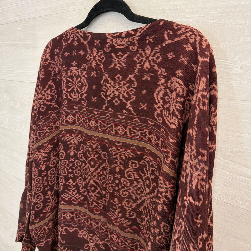 Kitavi Plum and Rose Patterned Top Large