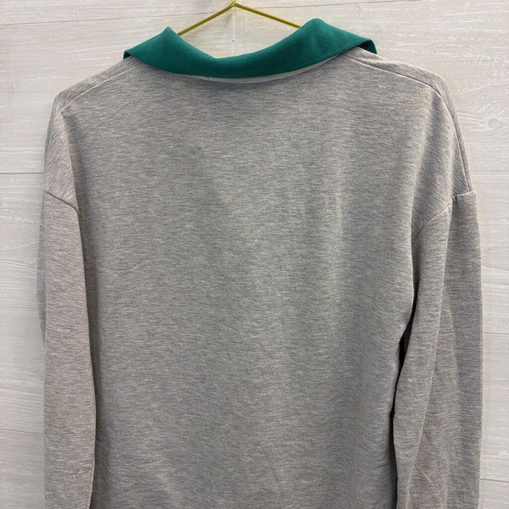 Grey/Green Collared Cropped Long Sleeve Large
