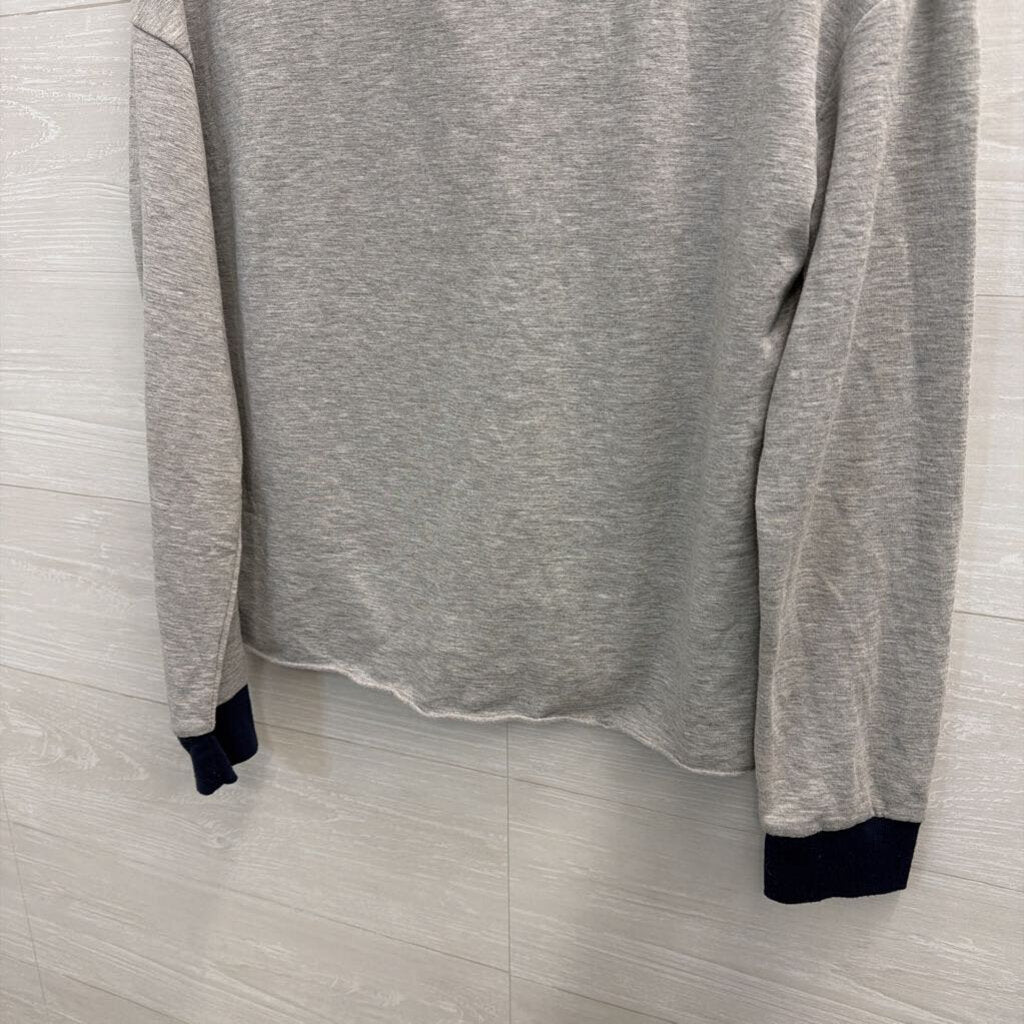 Grey/Green Collared Cropped Long Sleeve Large
