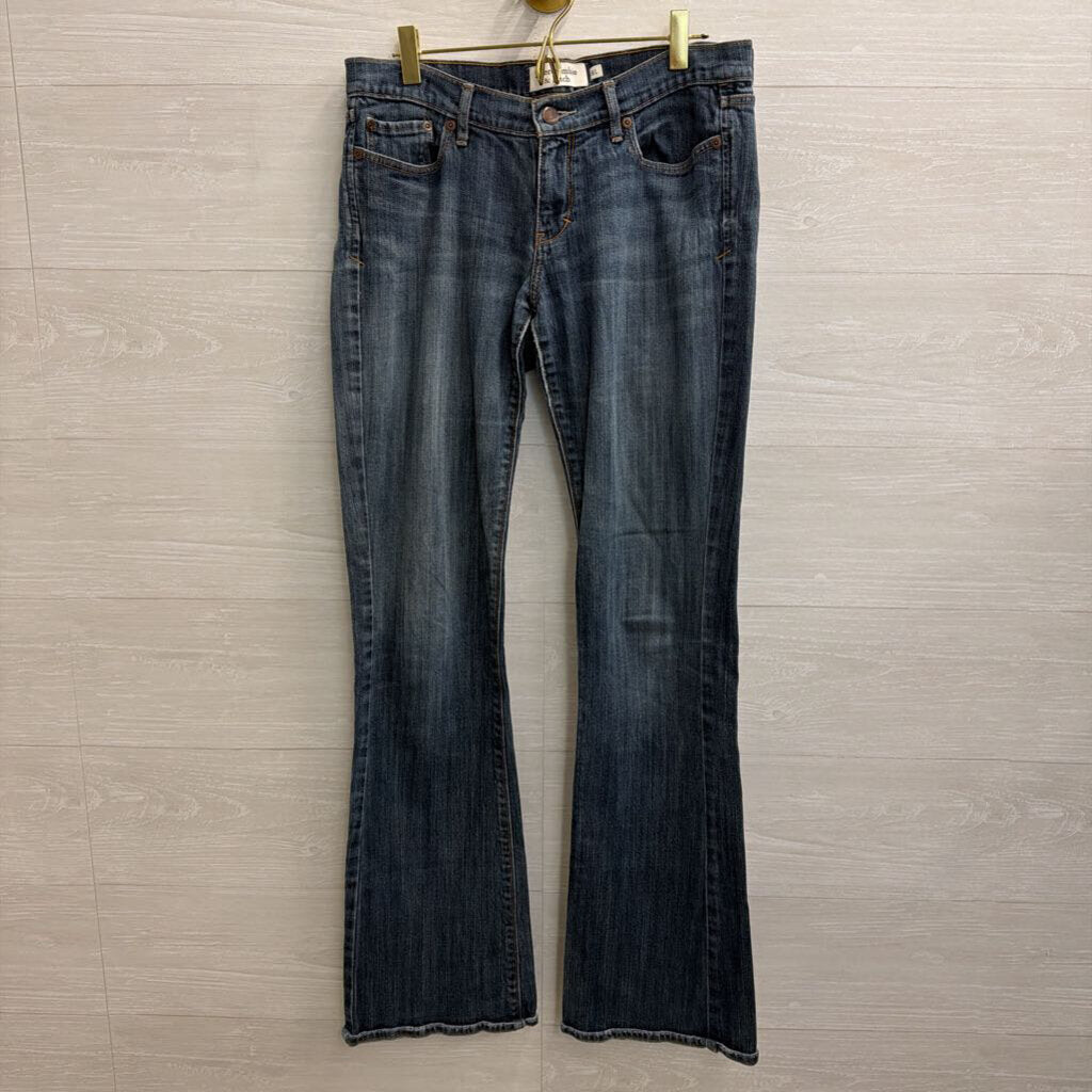Vintage Abercrombie and Fitch Low Waisted Boot Cut 6L
