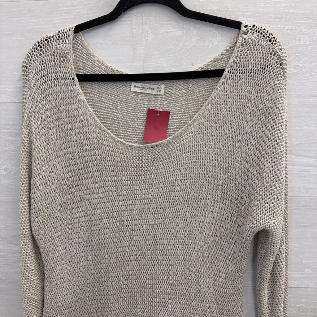 Abercrombie and Fitch Knitted Light Sweater Extra Small / Small