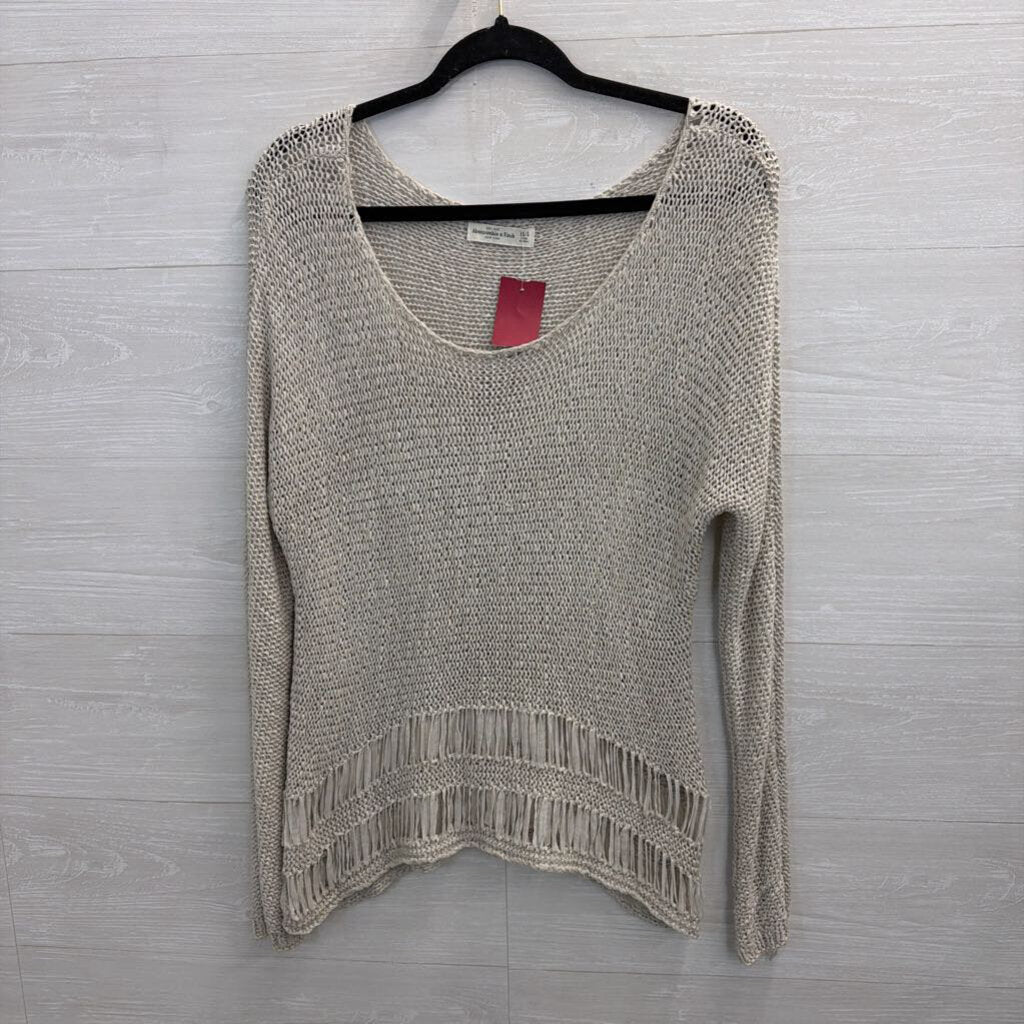 Abercrombie and Fitch Knitted Light Sweater Extra Small / Small