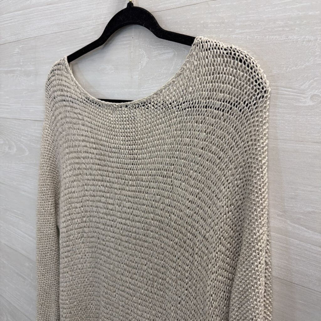 Abercrombie and Fitch Knitted Light Sweater Extra Small / Small