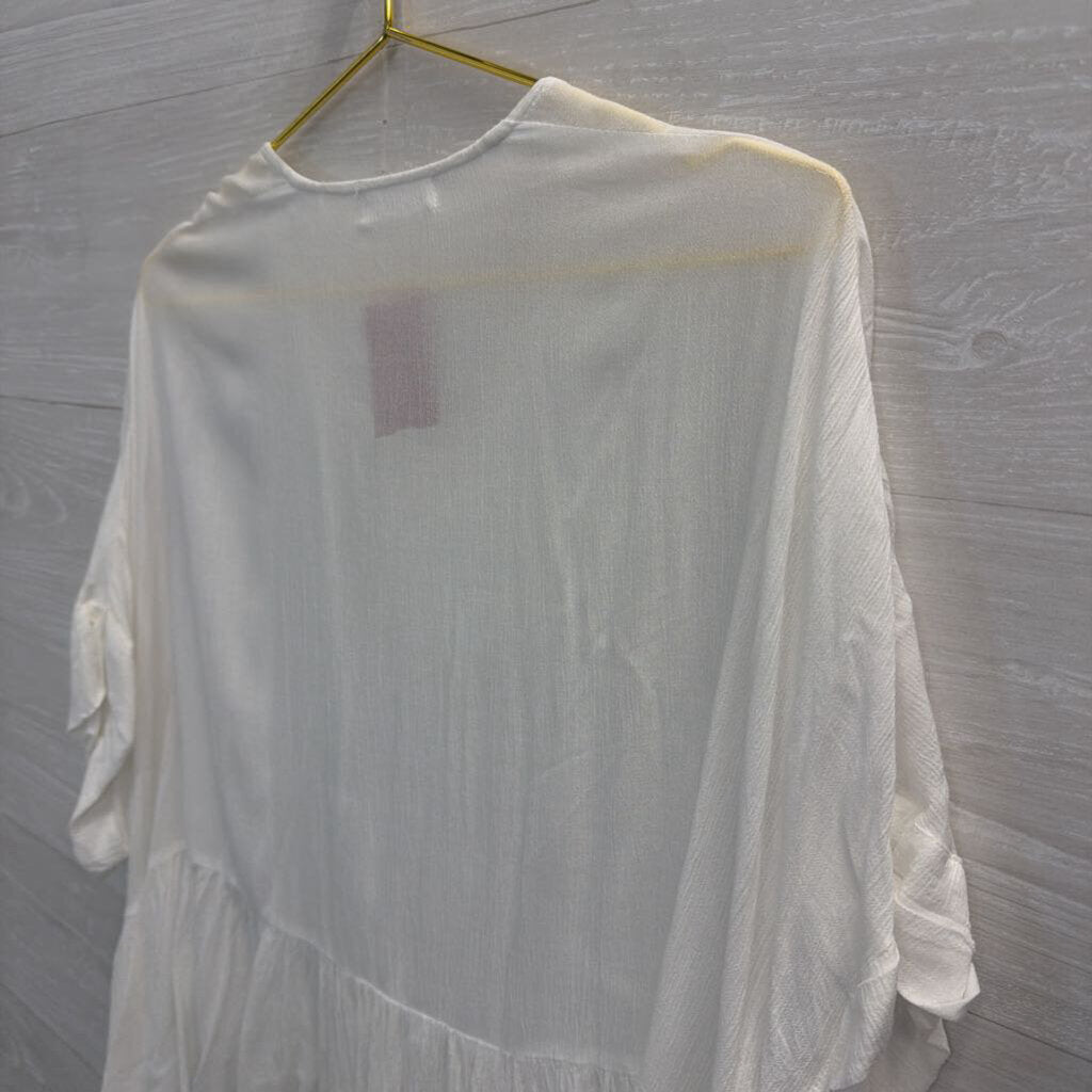 White Flowy Cropped Top Small