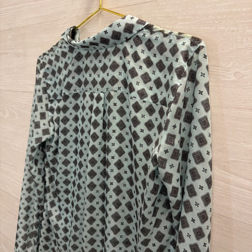 Blue/Grey Printed Button Down Blouse Small