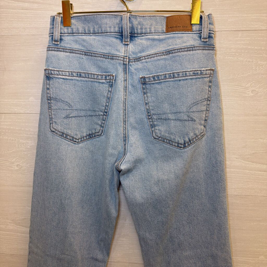 American Eagle Light Wash Super High Rise Straight Jeans 00 Long