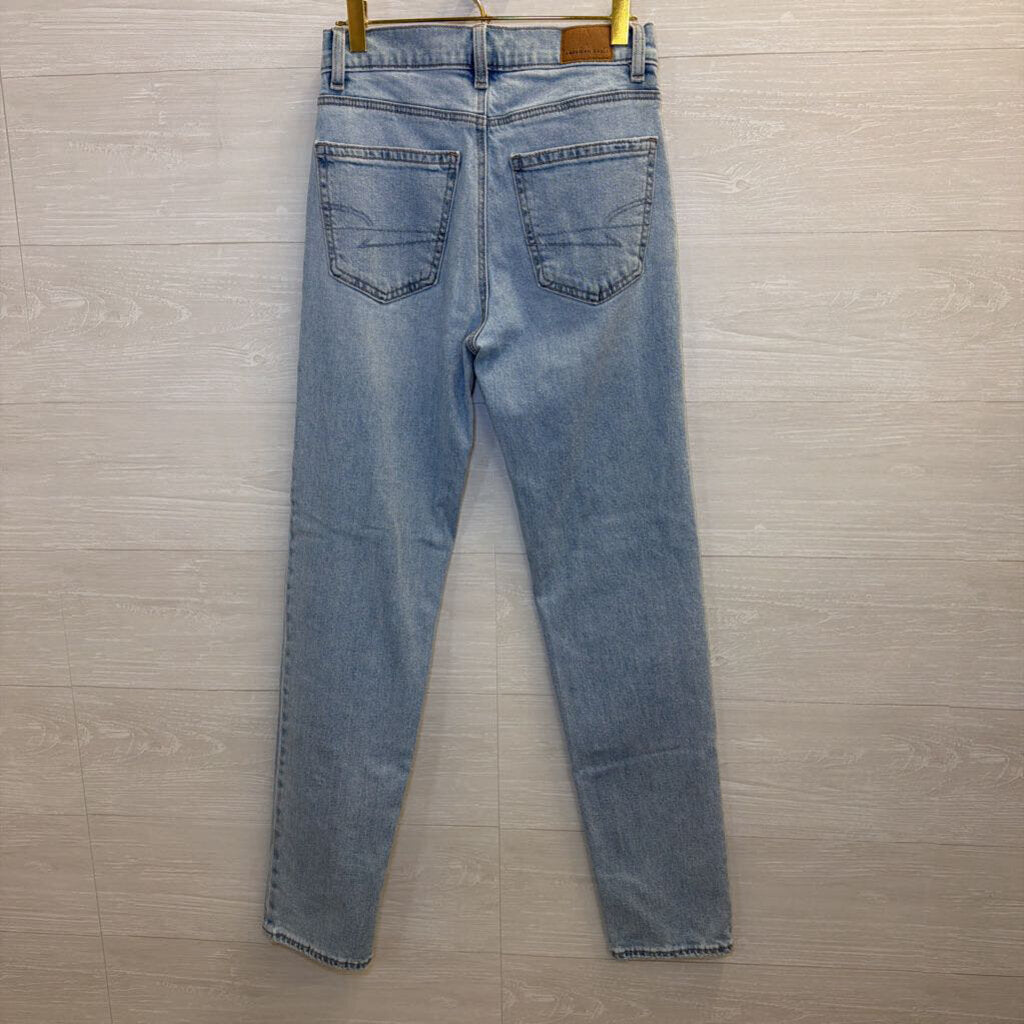 American Eagle Light Wash Super High Rise Straight Jeans 00 Long