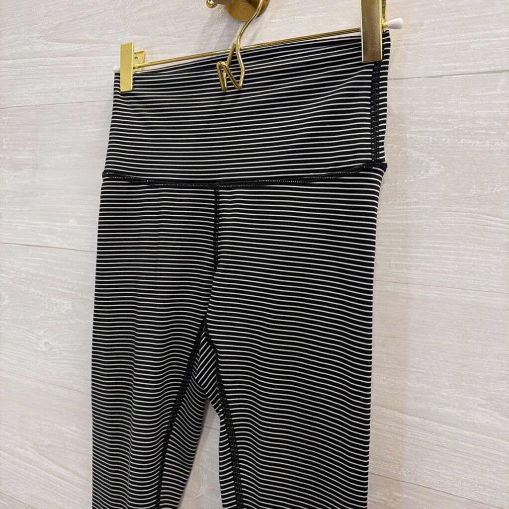 Lululemon Black/ White Striped Leggings 4